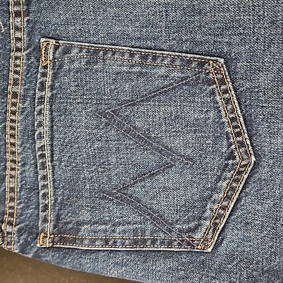 💕MOTHER💕 Dodger Short Short Fray Shorts Did You Bring Me Anything 28 NWT - Picture 13 of 16